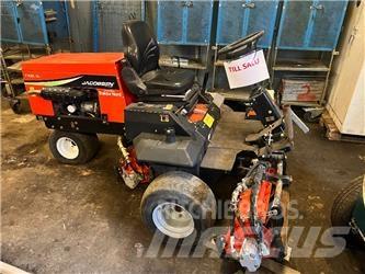 Jacobsen T-PLEX185 Mobil çim biçme makineleri