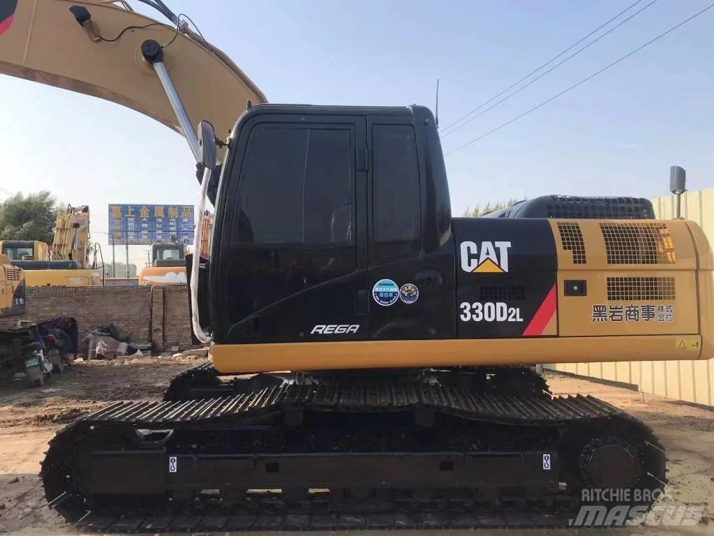 CAT 330 D Paletli ekskavatörler