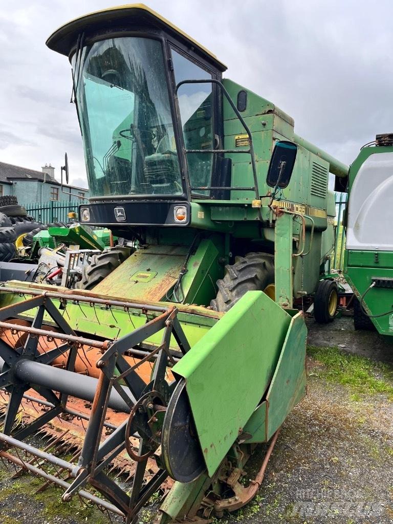 John Deere 1055 Biçerdöverler