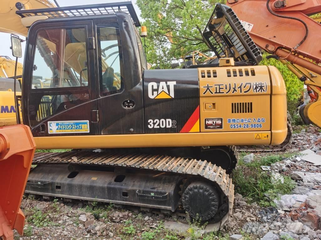 CAT 320 D2 Paletli ekskavatörler