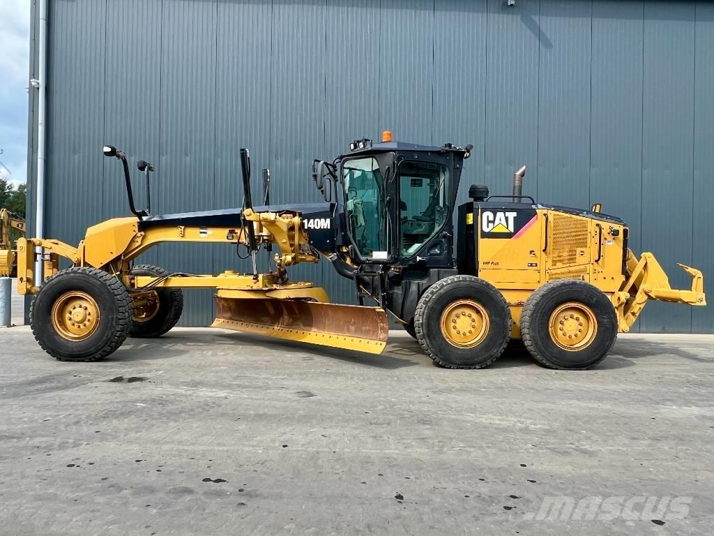 CAT 140M Greyderler