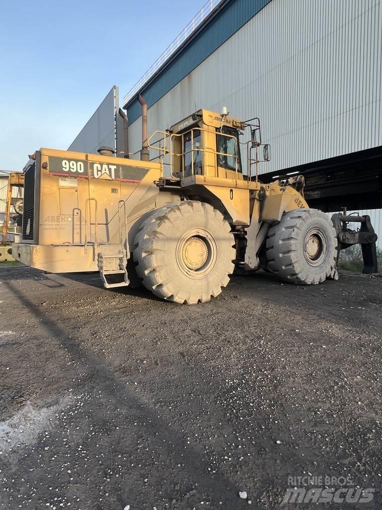 CAT 990 Tekerlekli yükleyiciler