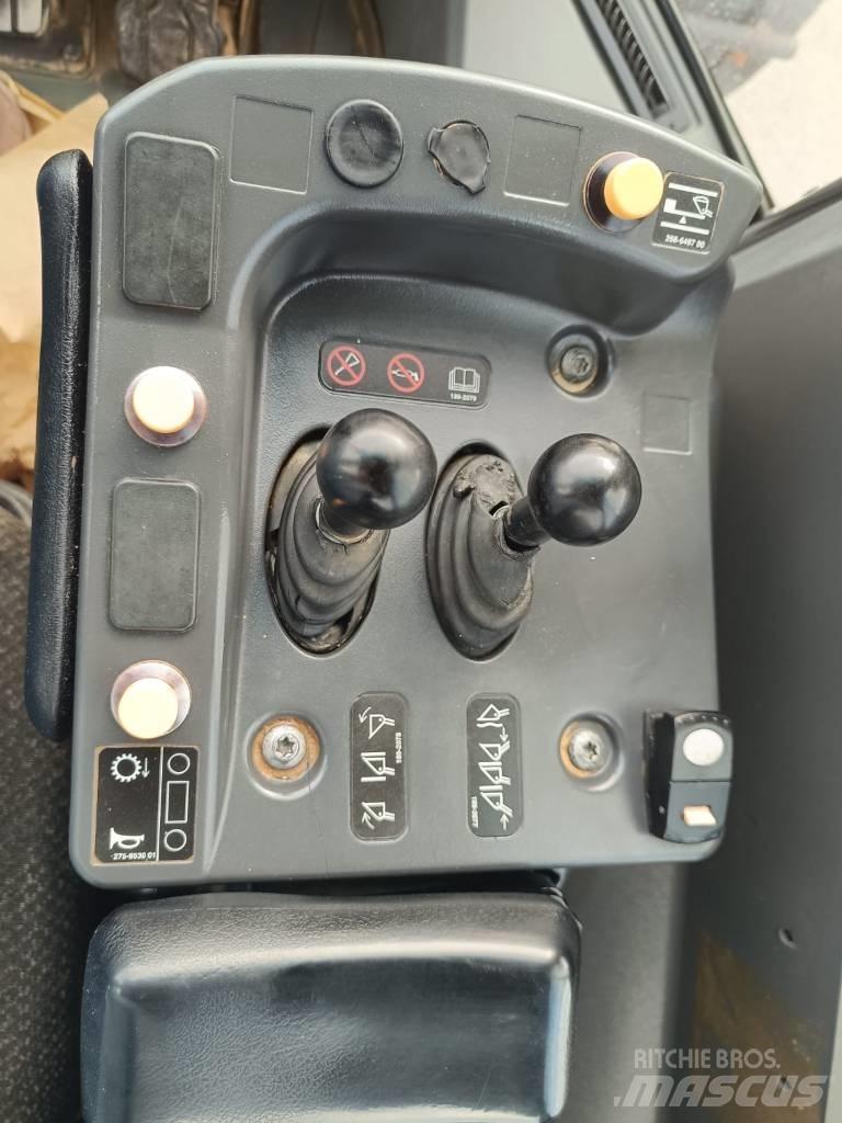 CAT 972 M Tekerlekli yükleyiciler