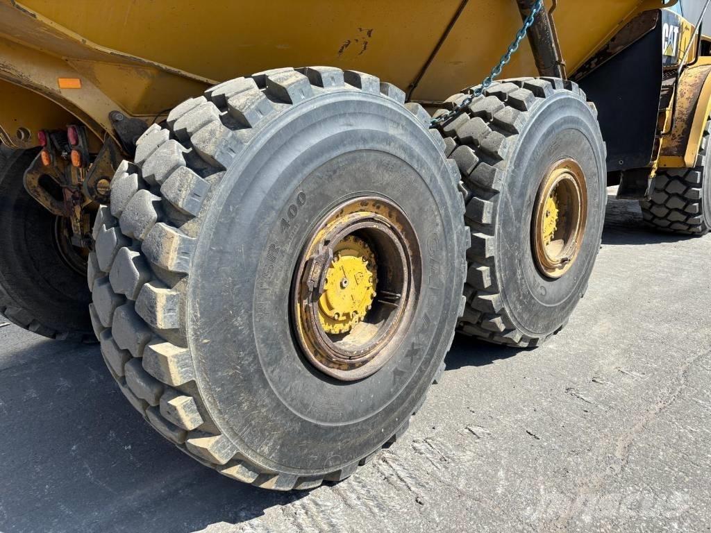 CAT 745 C Belden kirma kaya kamyonu
