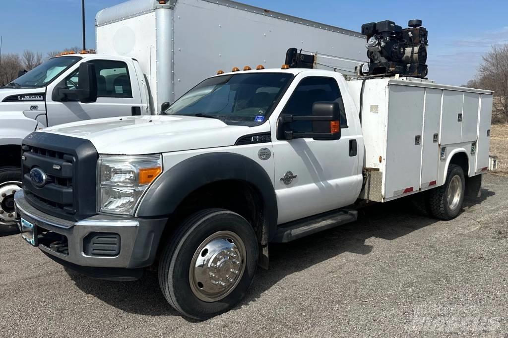 Ford F 550 XL SD Paletli vinçler