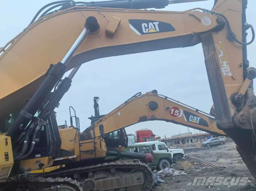 CAT 390DME Paletli ekskavatörler