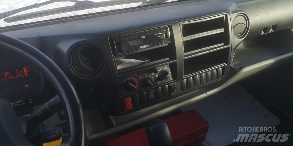 Hino 195 Panel vanlar