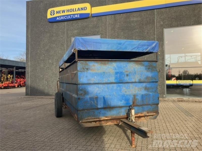  - - - 8M KREATURVOGN Diger römorklar
