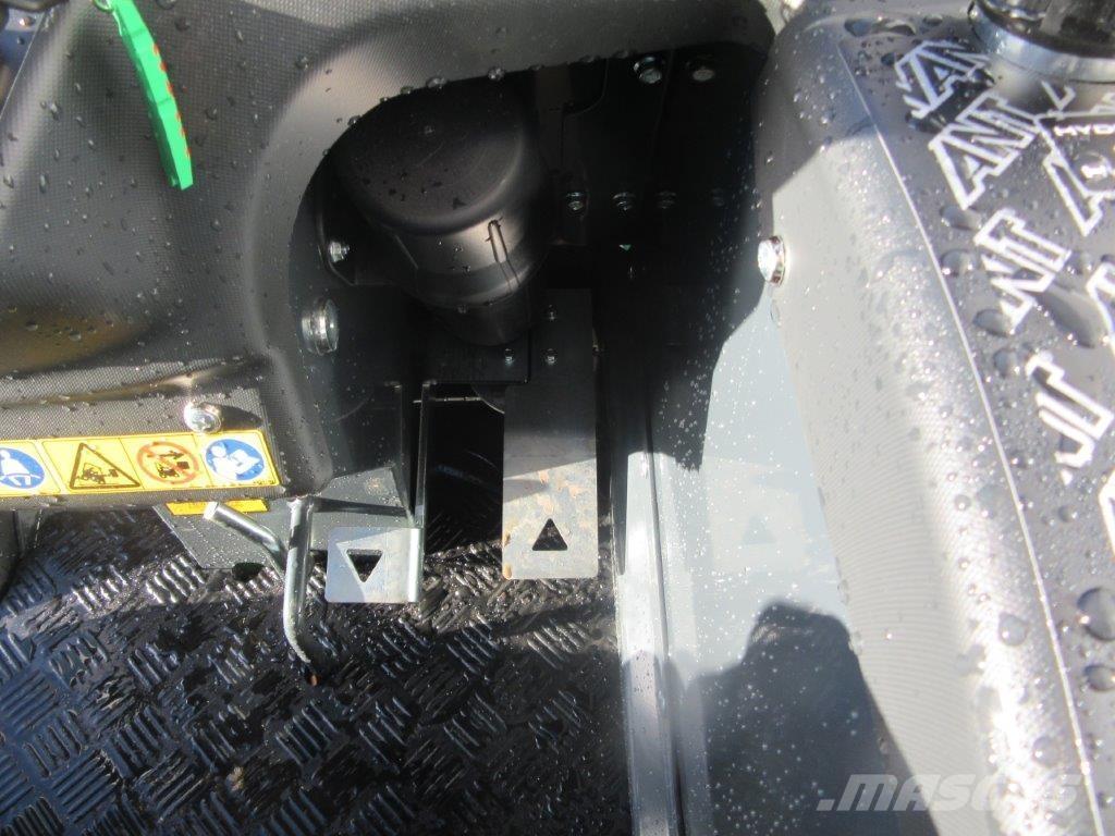 Avant 220 Teleskopik yükleyiciler