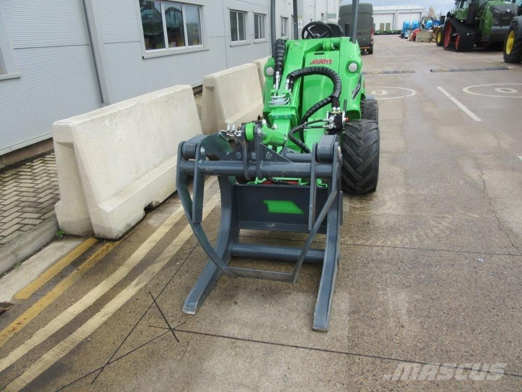 Avant A415691 Teleskopik yükleyiciler