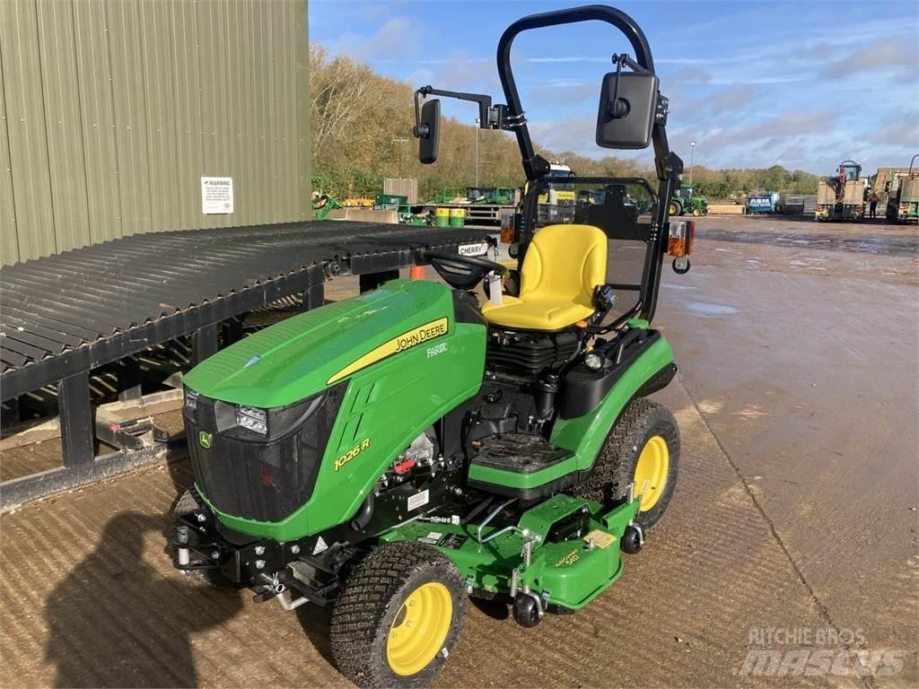 John Deere 1026R Traktörler