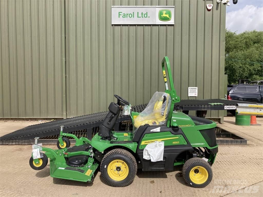 John Deere 1550 Mobil çim biçme makineleri