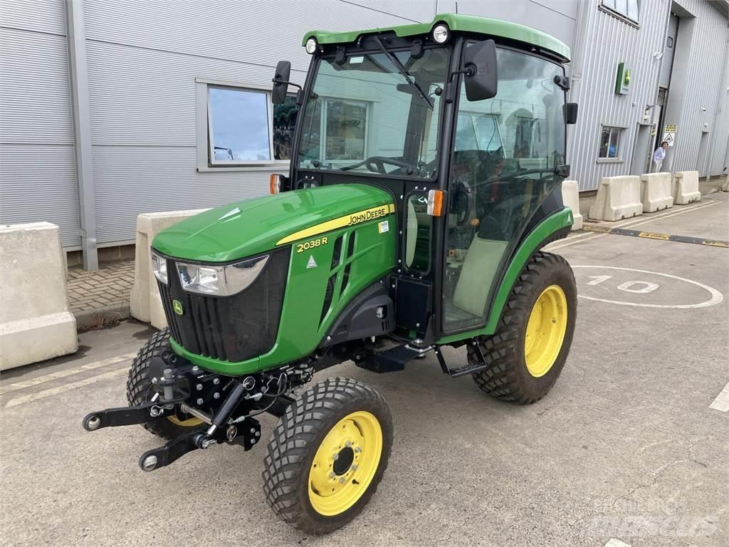 John Deere 2038R Traktörler