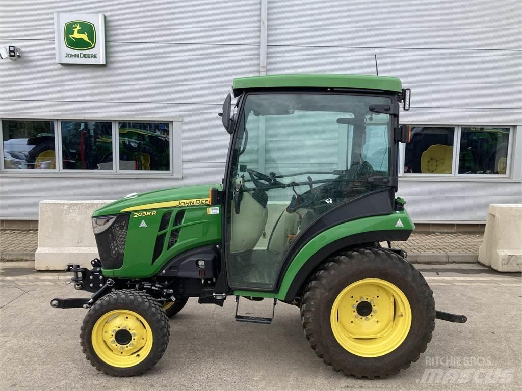 John Deere 2038R Traktörler