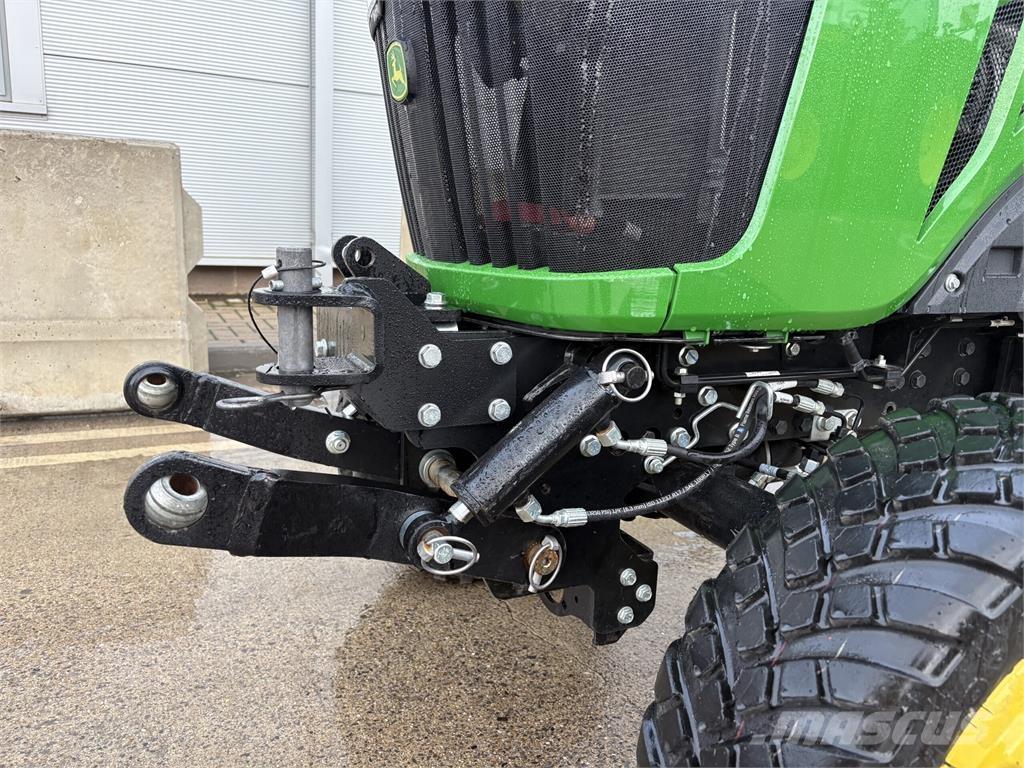 John Deere 2038R Traktörler