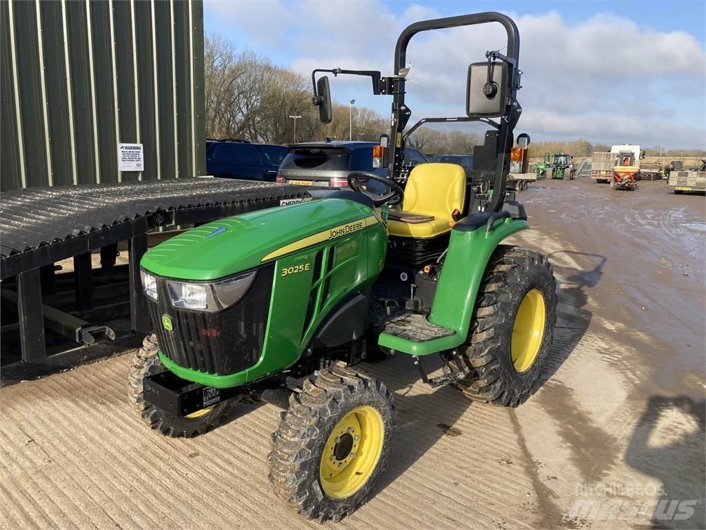 John Deere 3025E Traktörler