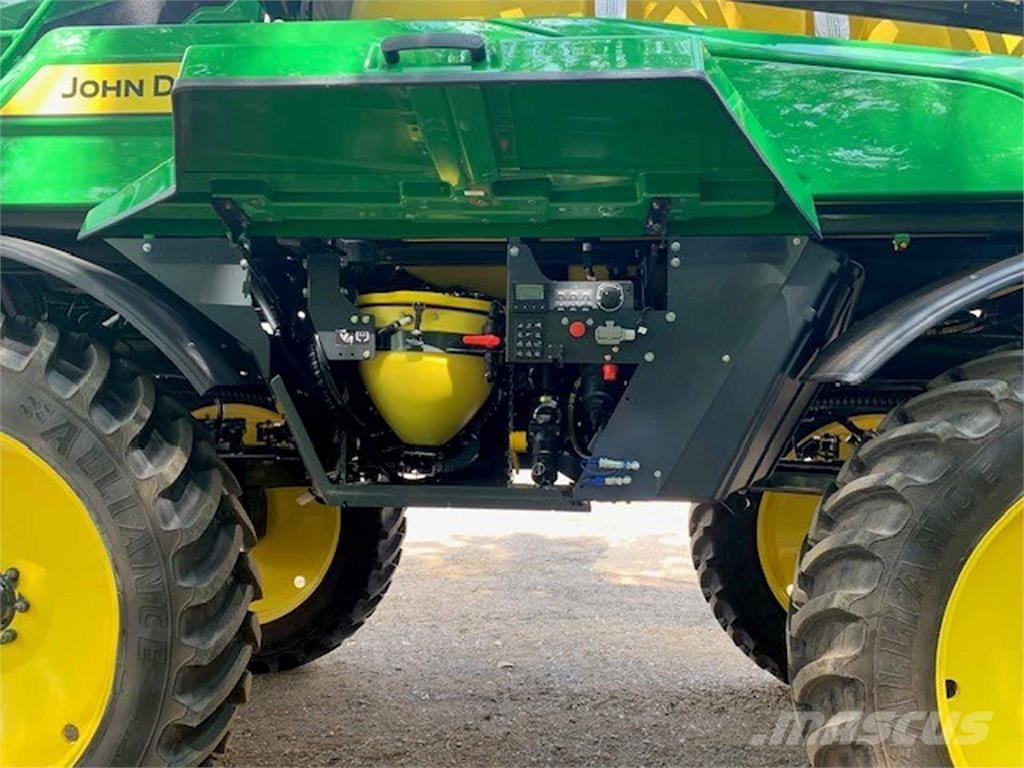 John Deere 340M Kendinden tahrikli pülverizatörler