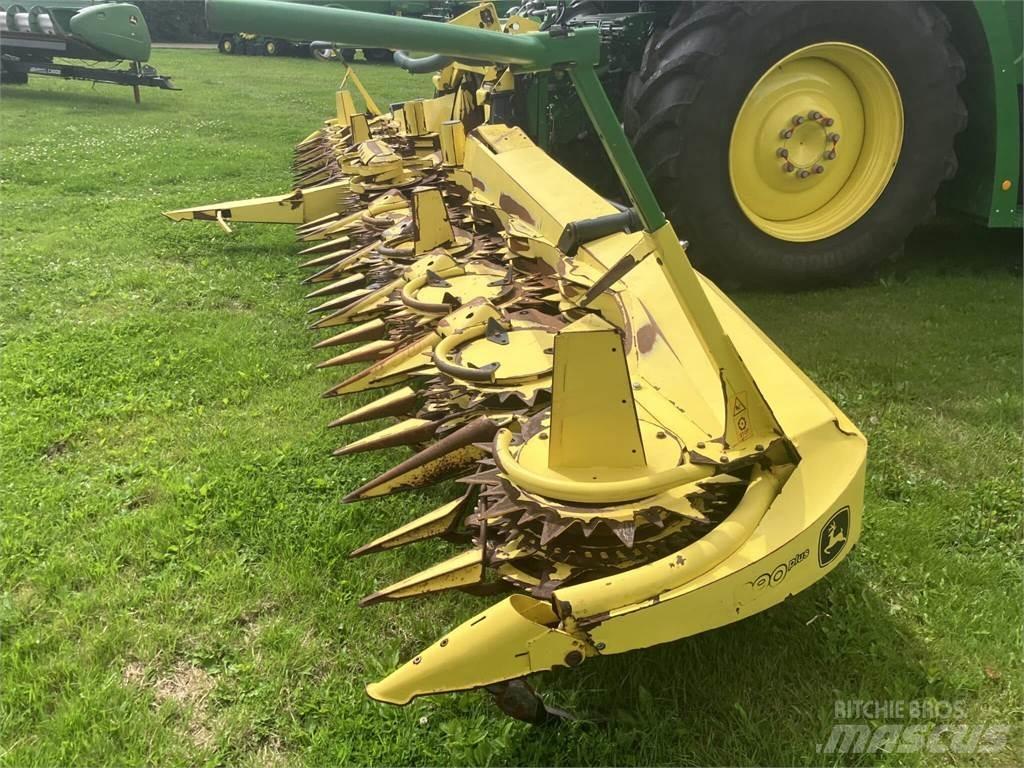 John Deere 390 Plus Kendi yürür silaj makinalari