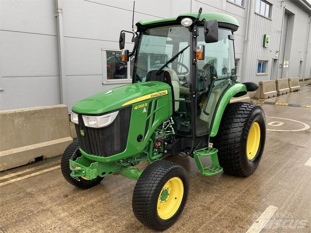 John Deere 4066R Traktörler