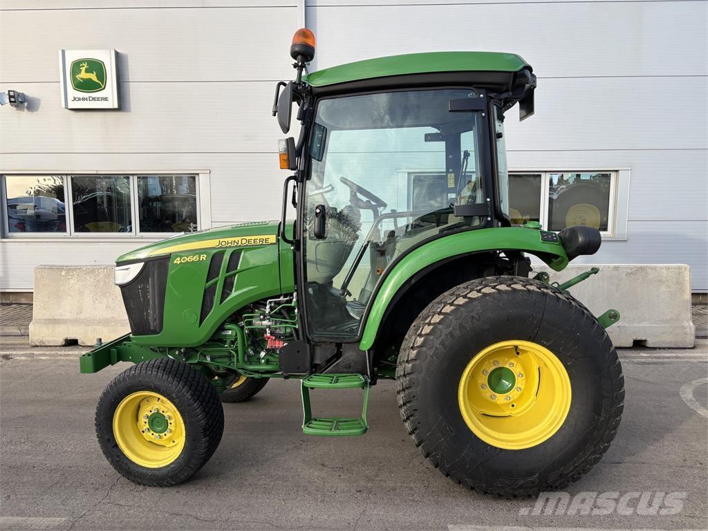 John Deere 4066R Traktörler