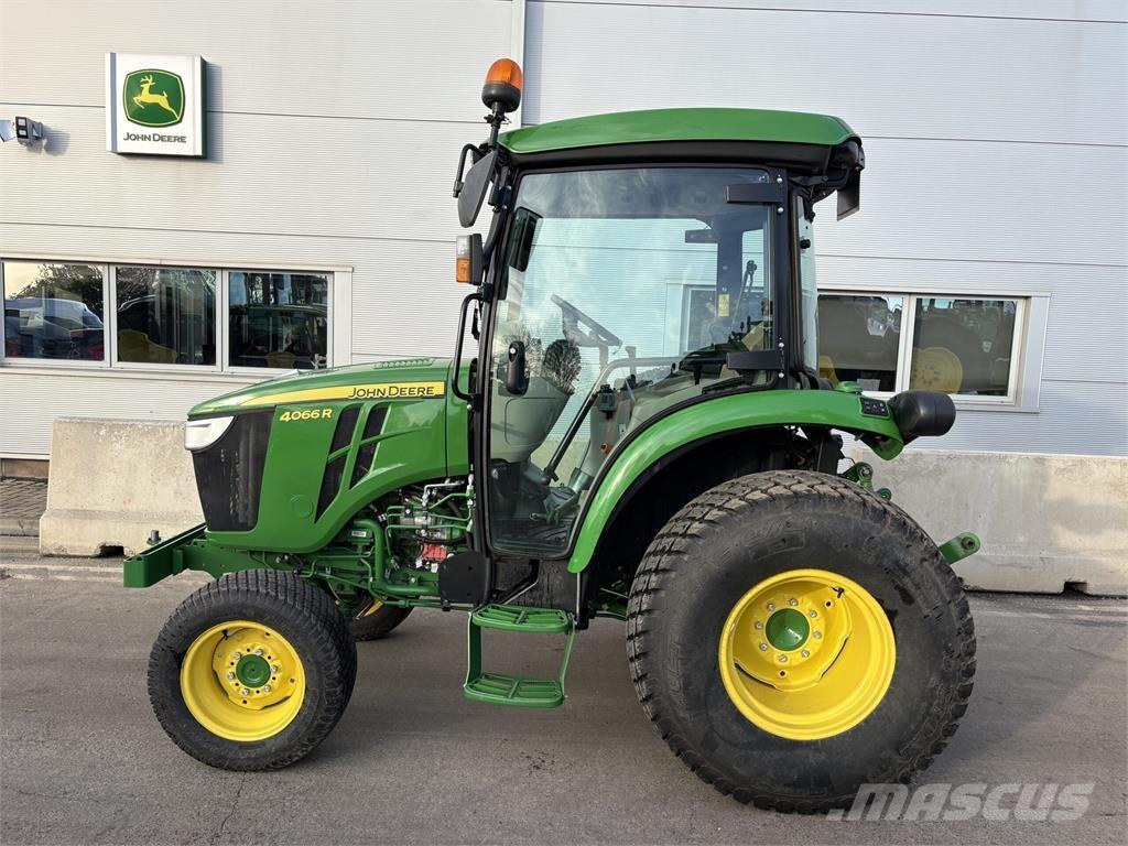 John Deere 4066R Traktörler