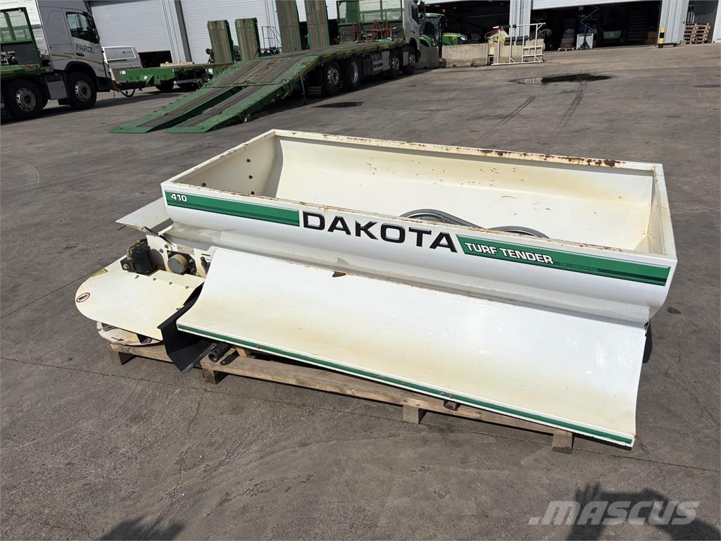 John Deere 410 Diger yol bakim makinalari