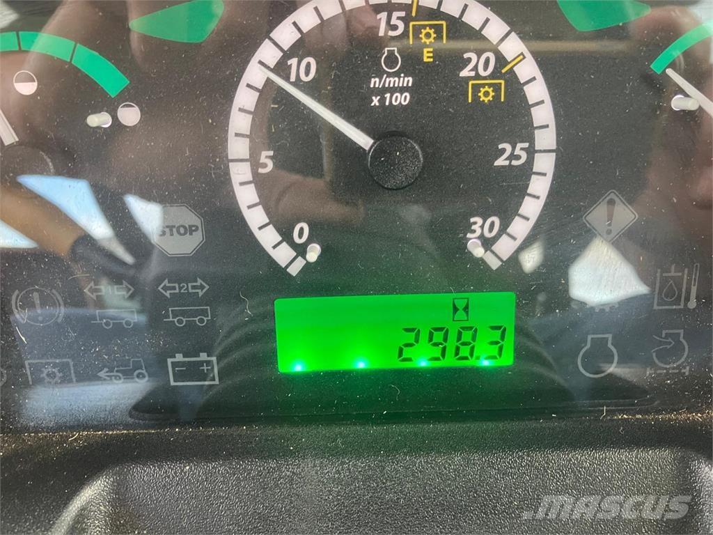 John Deere 5075E Traktörler