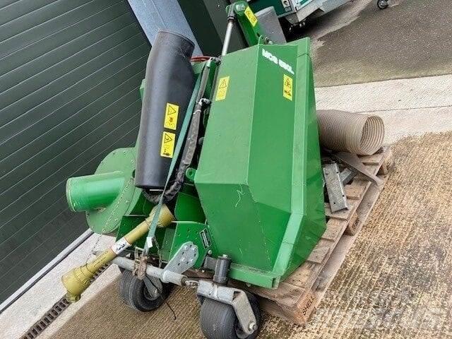 John Deere 580L Diger yol bakim makinalari
