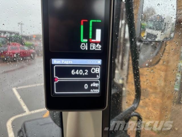 John Deere 6120M Traktörler