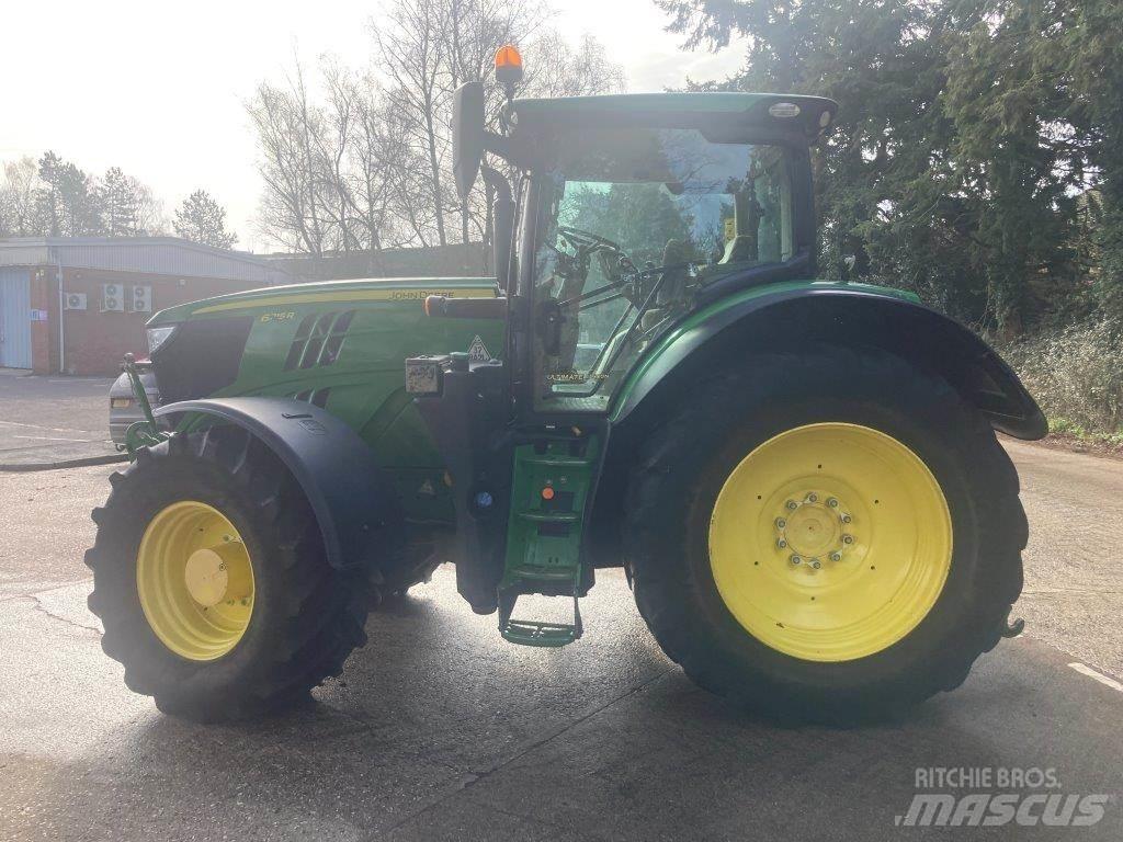 John Deere 6215R Traktörler