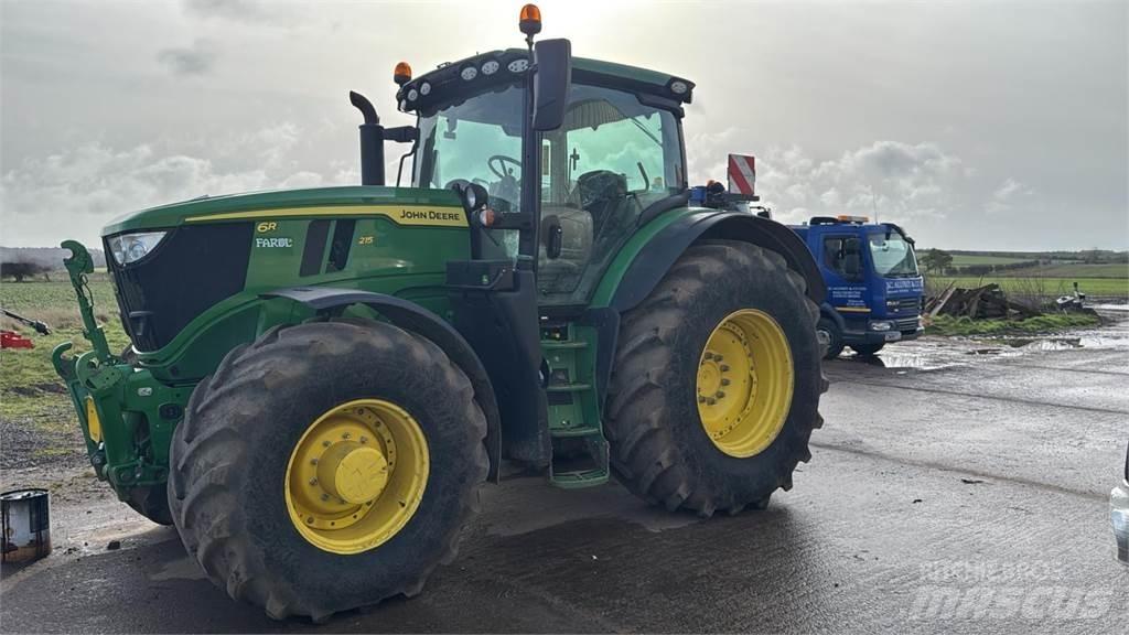 John Deere 6R 215 Traktörler