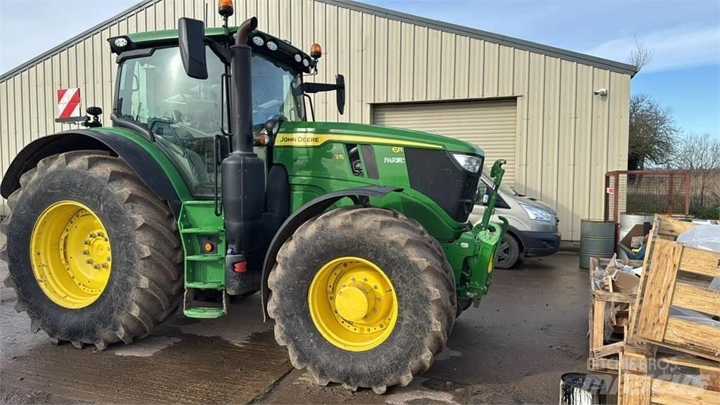John Deere 6R 215 Traktörler