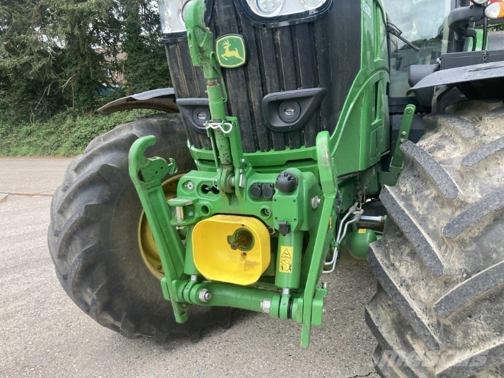 John Deere 6R 215 Traktörler