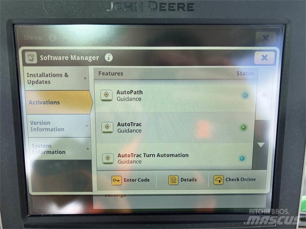John Deere 6R 215 Traktörler