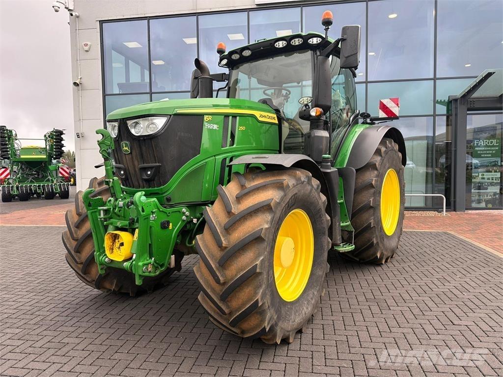 John Deere 6R 250 Traktörler