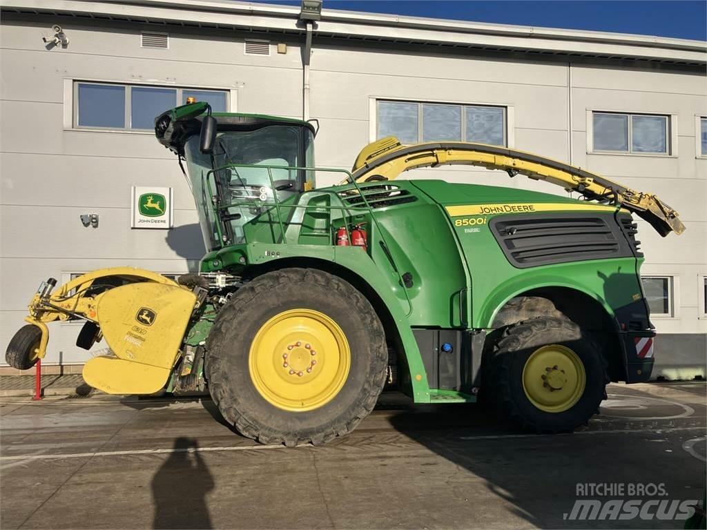 John Deere 8500i Kendi yürür silaj makinalari