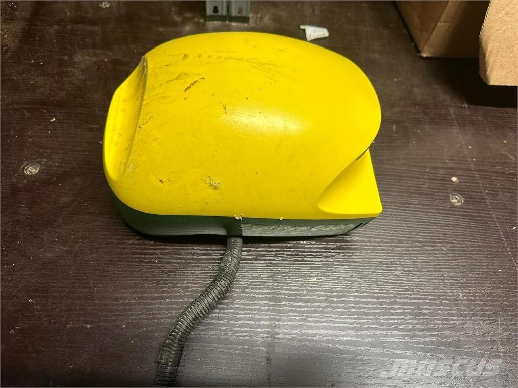 John Deere SF6000 Hassas ekim makinalari