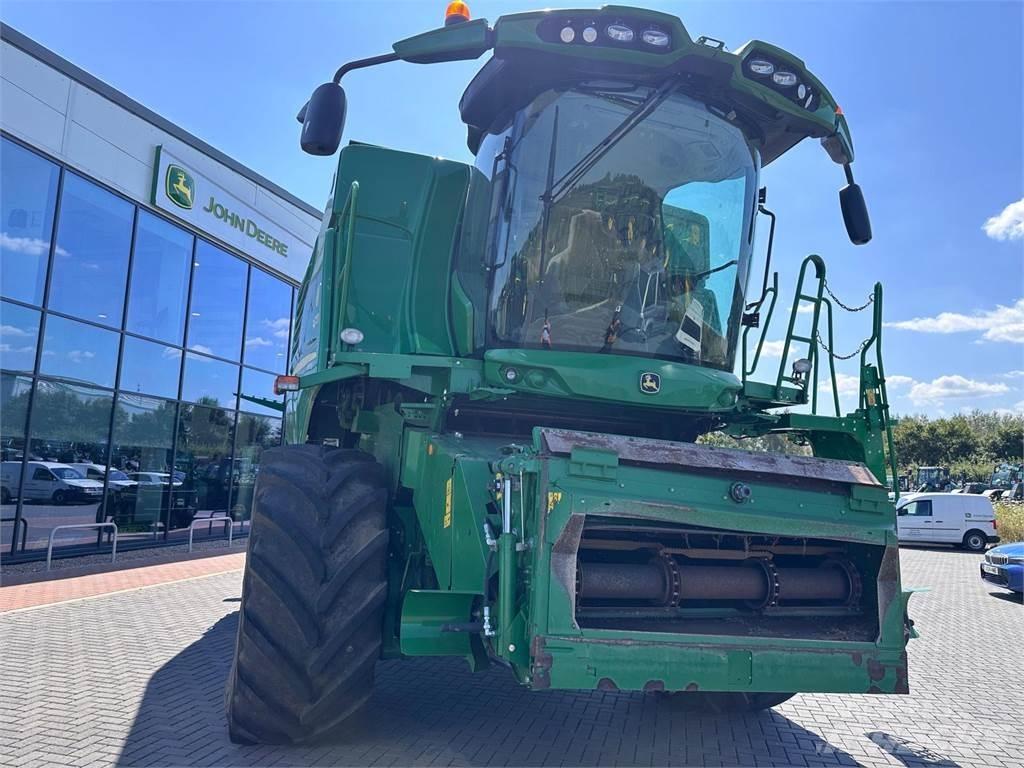 John Deere T670i HM Biçerdöverler