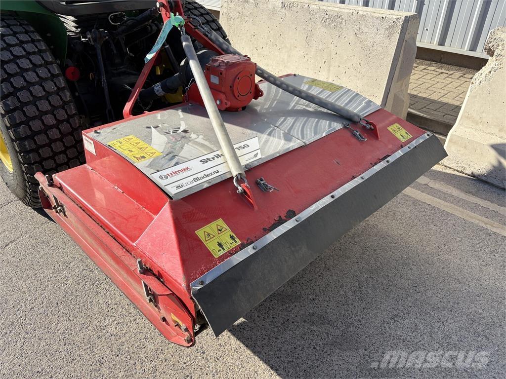 Trimax Striker 150 Asılı ve çekilir biçme makineleri