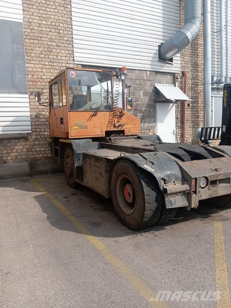 Sisu TR160 AL 4 X4 Terminal çekiciler