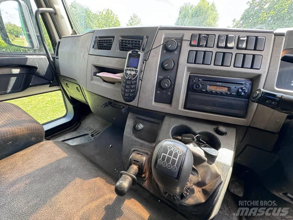 Volvo FL 240 Hayvan nakil kamyonlari