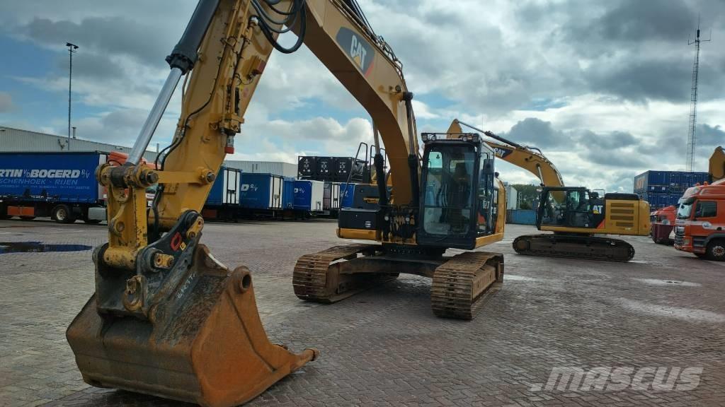 CAT 323 EL Paletli ekskavatörler