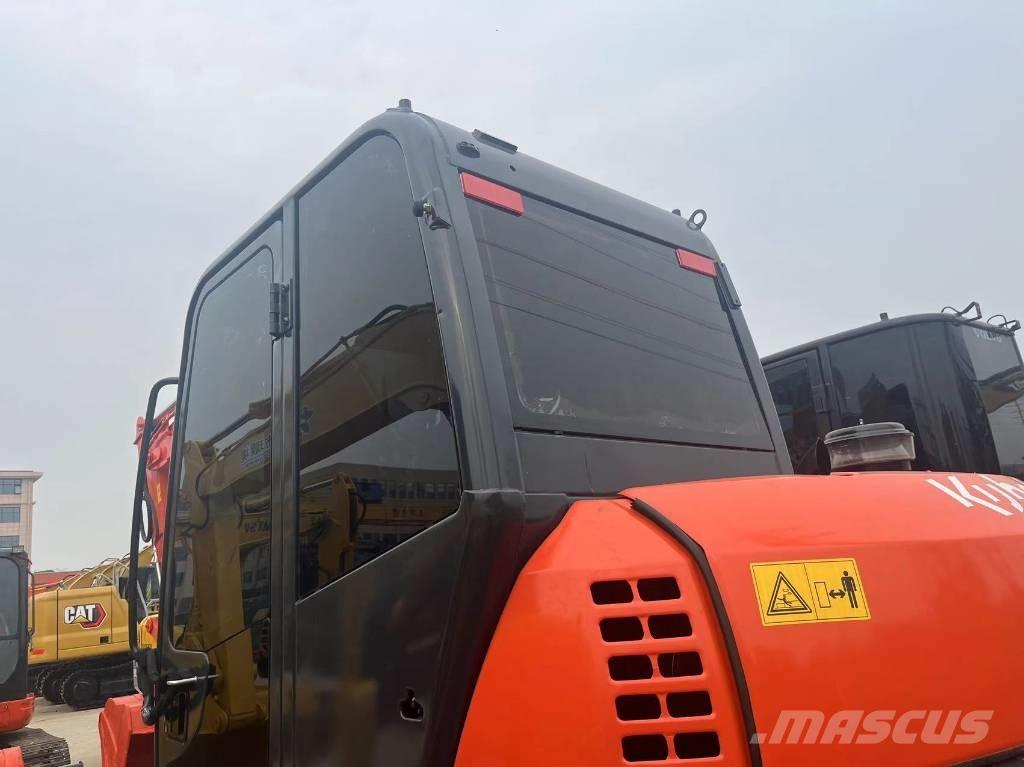 Kubota 183 Paletli ekskavatörler