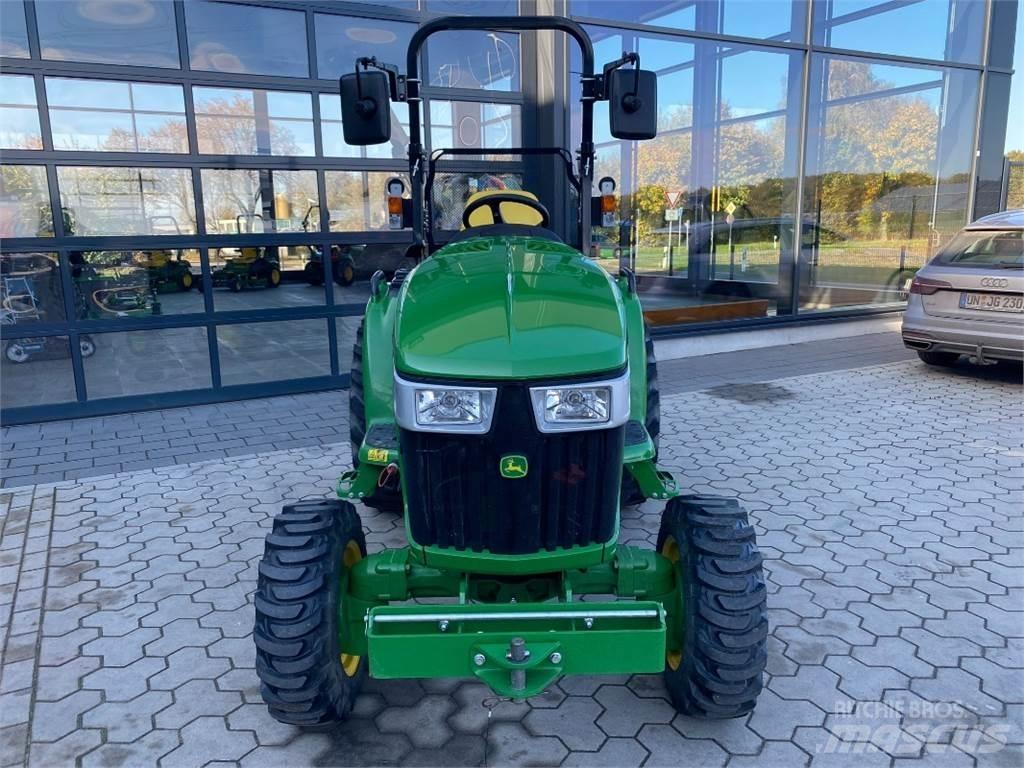John Deere 3046R Traktörler