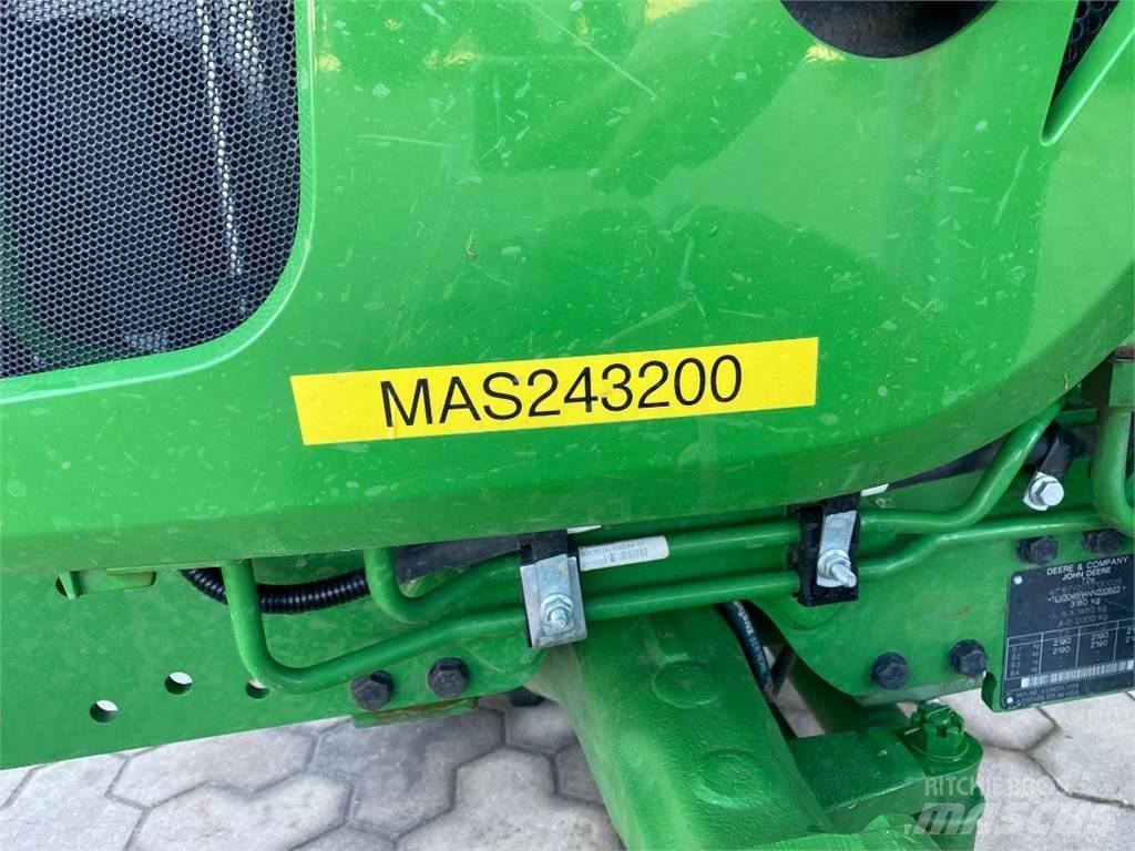 John Deere 3046R Traktörler