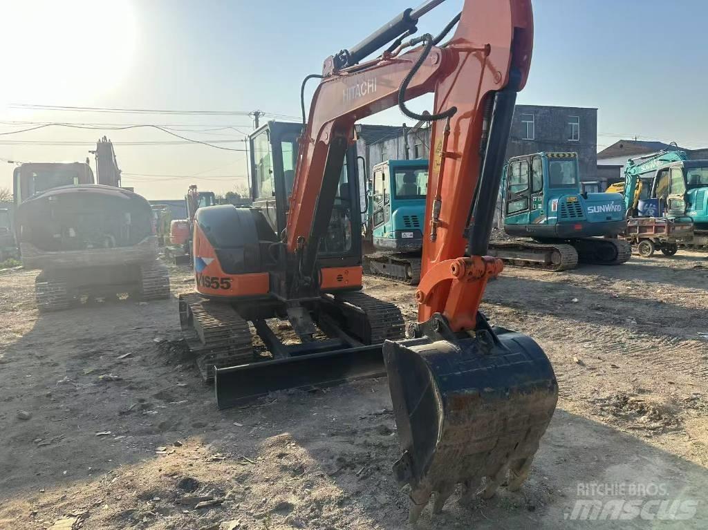 Hitachi ZX 55 UR Mini ekskavatörler, 7 tona dek