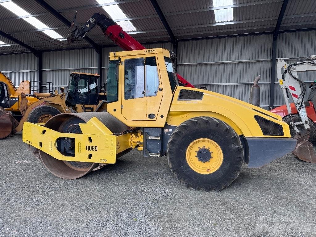 Bomag BW 213 D H-4 Tek tamburlu silindirler