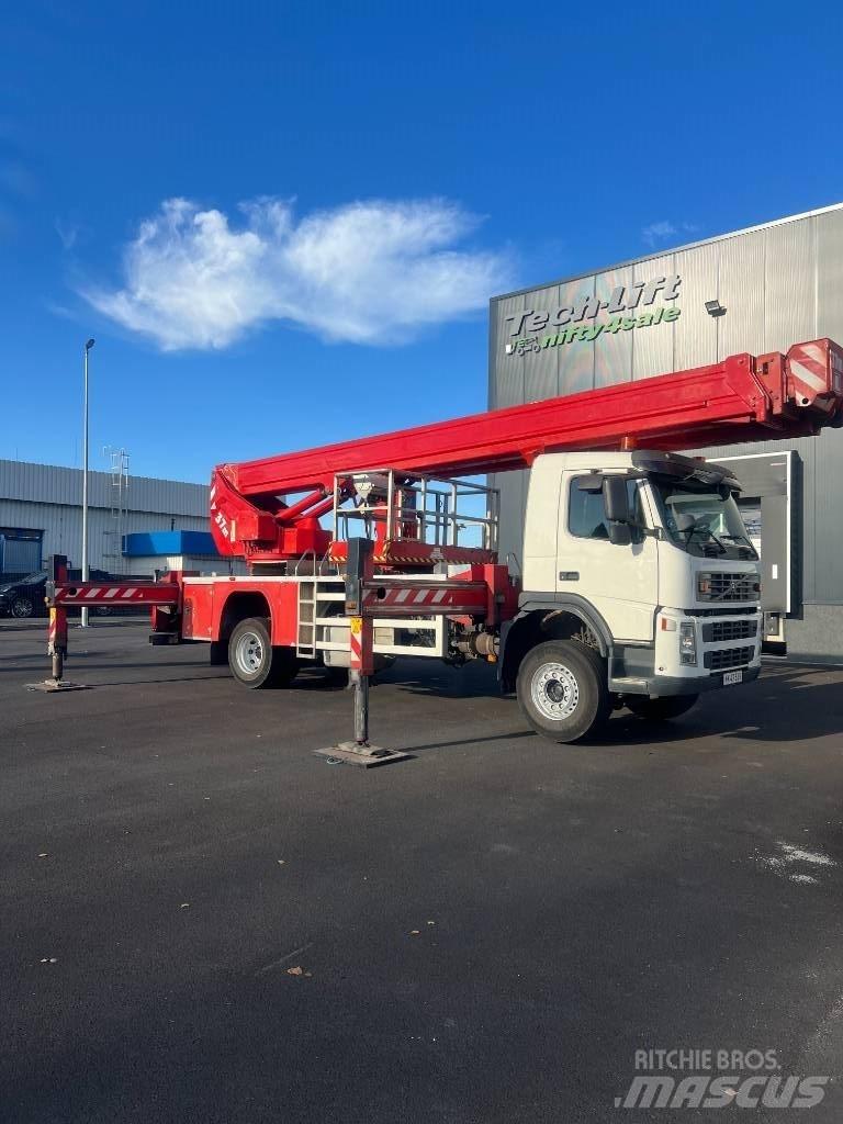 Bronto S37XDT Araç üstü platformlar
