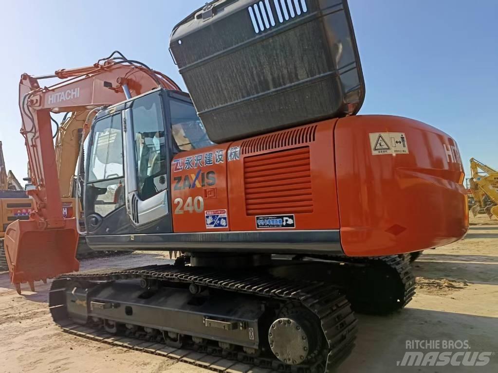 Hitachi ZX 240 Paletli ekskavatörler