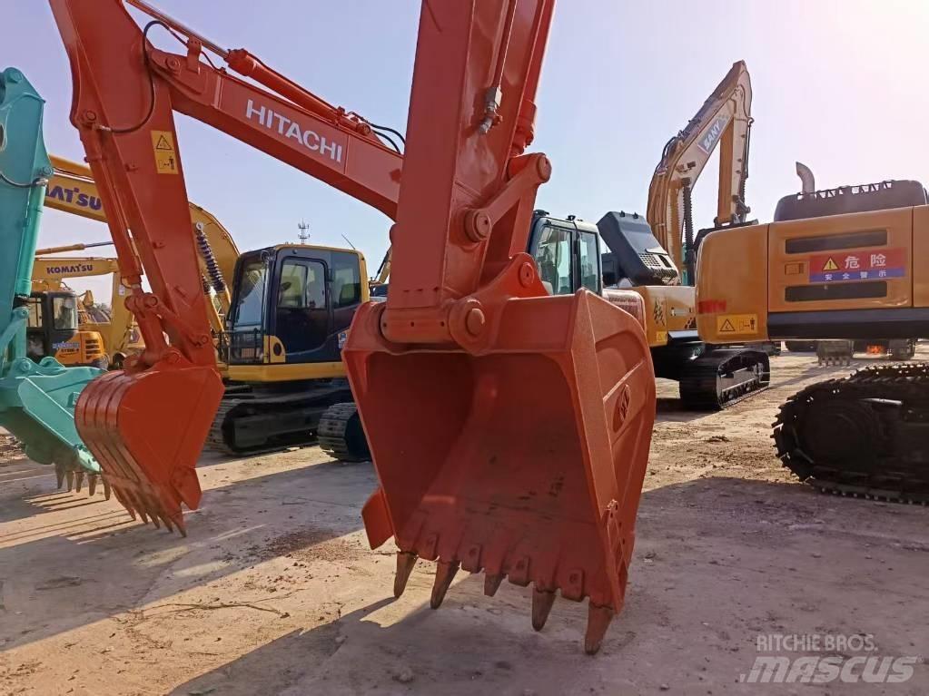 Hitachi ZX 240 Paletli ekskavatörler